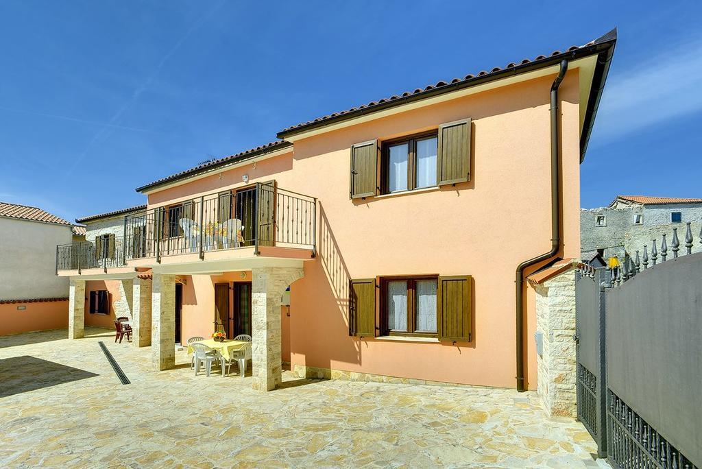 Apartments Susanna Ližnjan Exterior foto